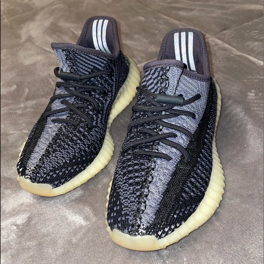 Yeezy Carbon NON-REFLECTIVE